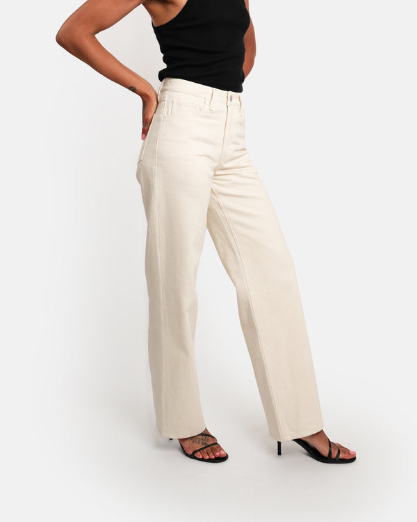 Fit Archive: Wide leg jeans in natural