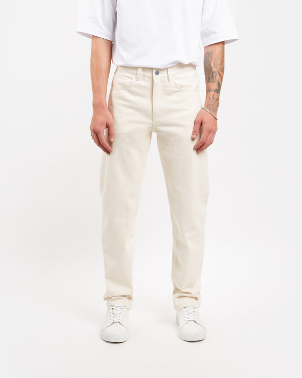 Relaxed tapered fit jeans in natural