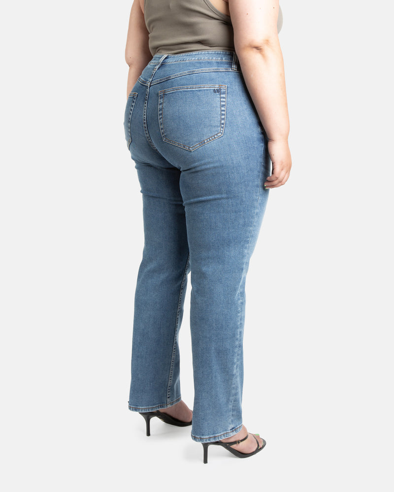 Fit Archive: Slim straight fit jeans in glacier wash