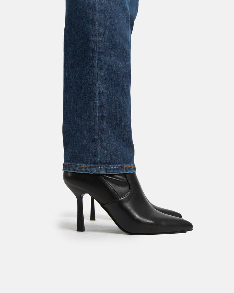 Fit Archive: Slim straight fit jeans in mid blue