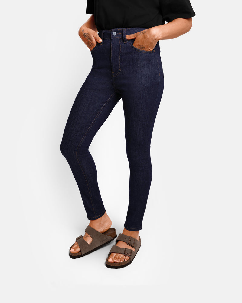 Fit Archive: Skinny jeans in space blue