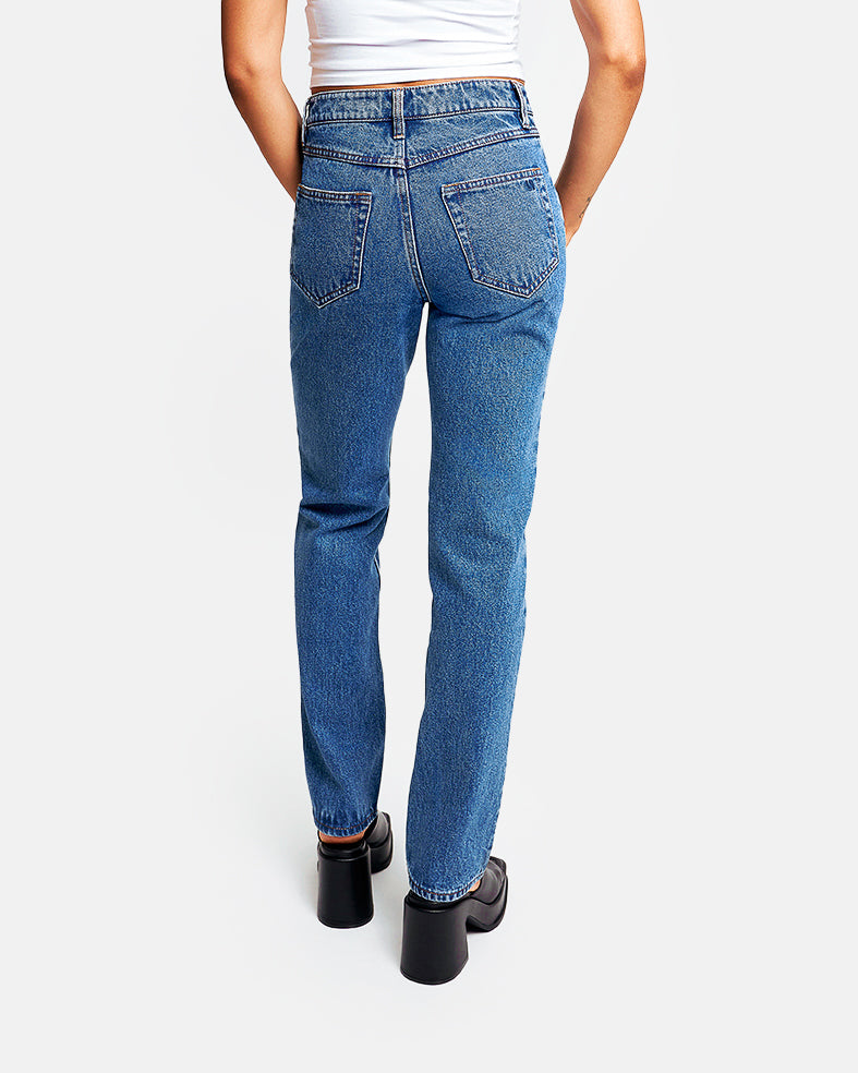 Classic straight fit jeans in organic mid vintage